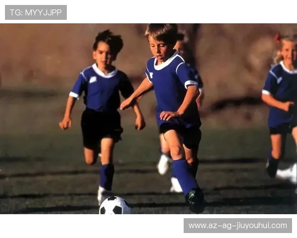 东北拆箱足球:探索地域文化与球迷激情交融的独特魅力 东北拆箱足球:探索地域文化与球迷激情交融的独特魅力